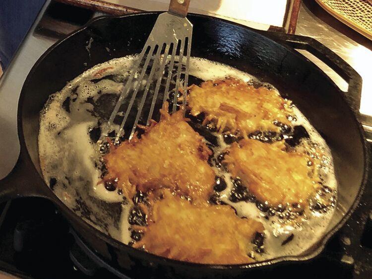 DONNA ERICKSON’S BEST BITES Potato latkes perfect for Hanukkah, yearround