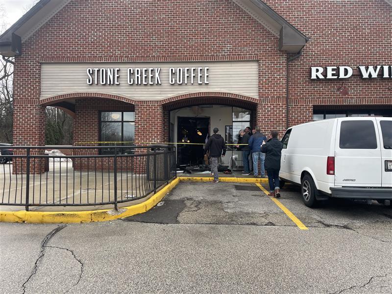 Driver crashes into Stone Creek Coffee in Delafield - NewsBreak