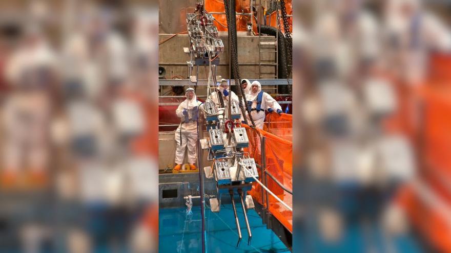Crews successfully recovers tilted fuel assembly at Palisades Nuclear Power Plant