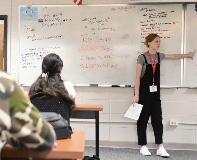 Applications Open For Golden Apple S Scholars And Accelerators Teacher