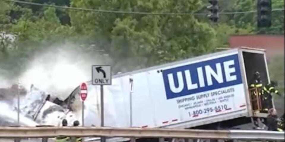 One dead in early morning tractor trailer crash - NewsBreak