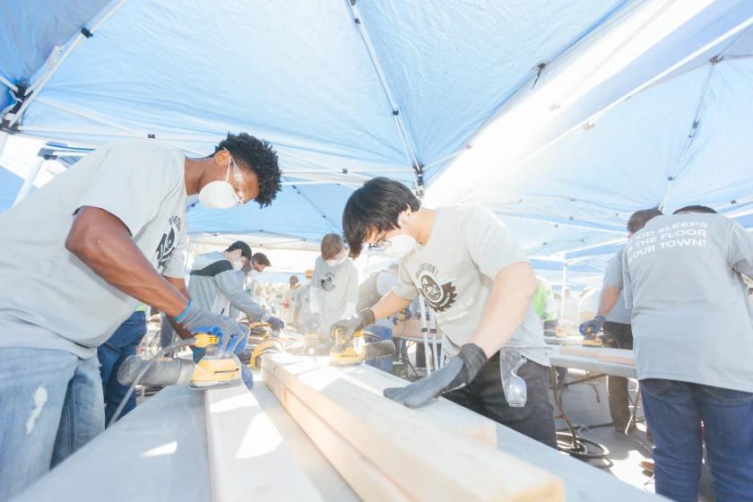 Roseburg event aims to give children a place to sleep