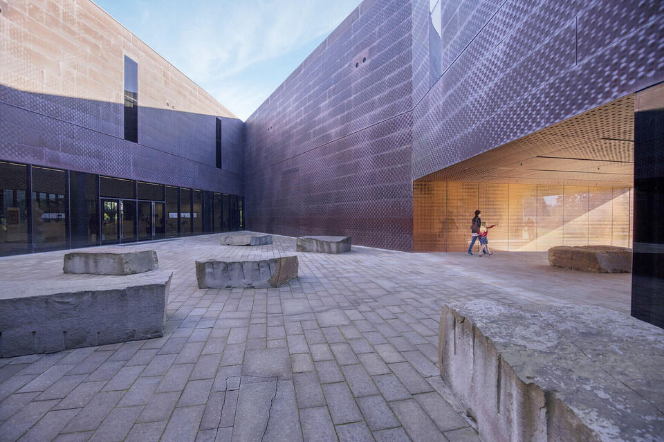 De Young Museum show a testament to Bay Area artists' resilience