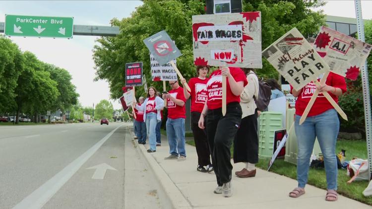 Idaho Statesman journalists strike over alleged unfair work conditions ...