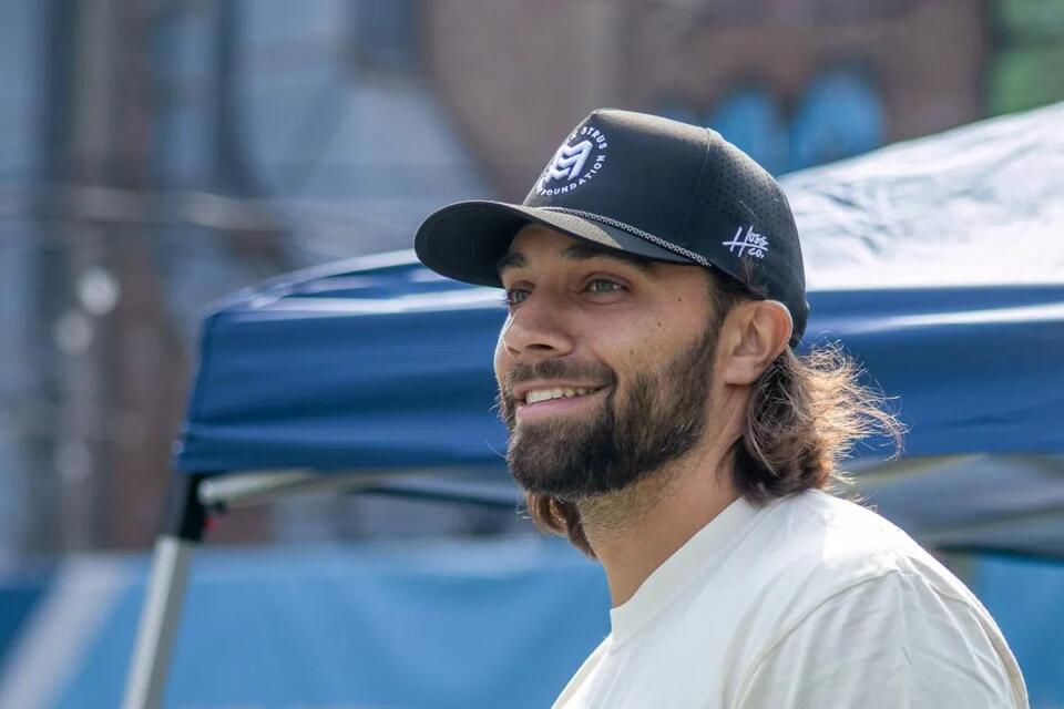 Former Blue Demon Max Strus hosts inaugural charity pickleball event