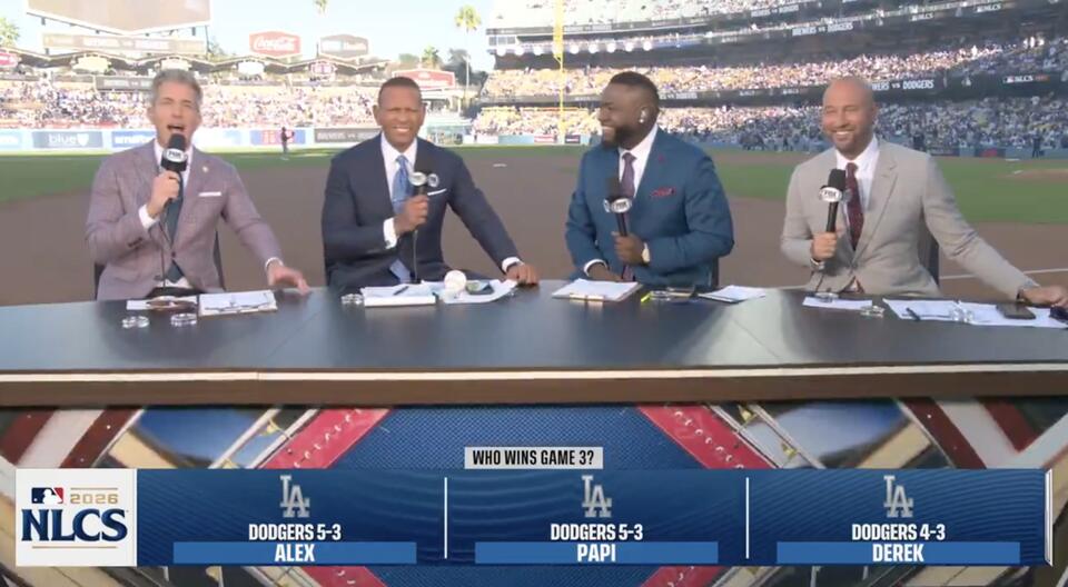 Brewers fans upset with Fox - NewsBreak