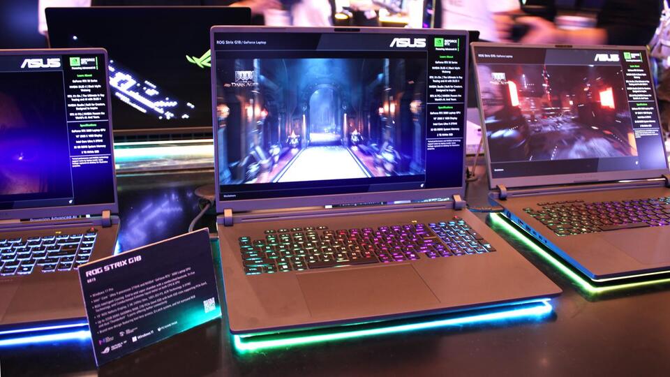 The Asus ROG Strix Scar 18 (G835L) offers a gaming desktop feature I ...