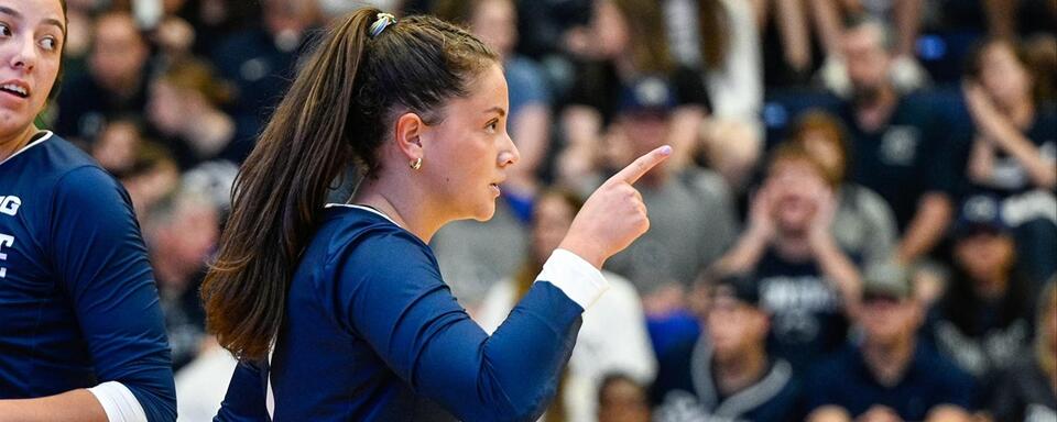 No. 16 Women's Volleyball Beats No. 18 Indiana for Second Ranked Win of the Week