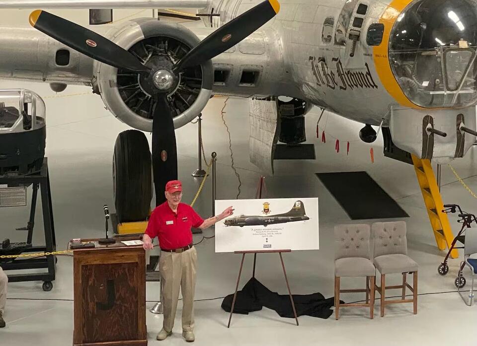 102-year-old WWII veteran from Tucson reflects on time in service ...