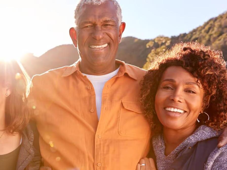 I'm 55 with 600,000 in savings — can I retire early in America with