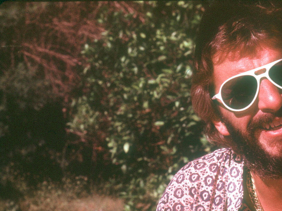 The Story and Meaning Behind “(It’s All Down to) Goodnight Vienna,” a