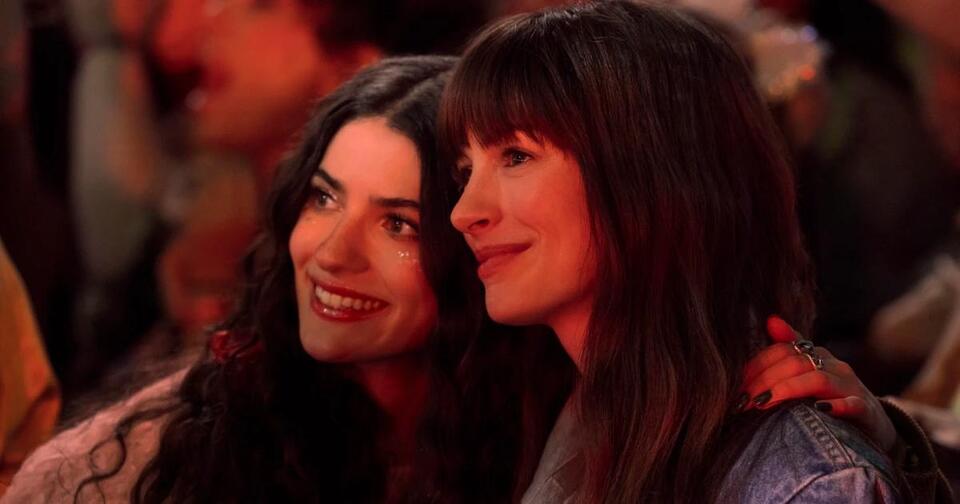 Ella Rubin Recalls Anne Hathaway’s Advice From Playing Her Daughter in ‘The Idea of You’