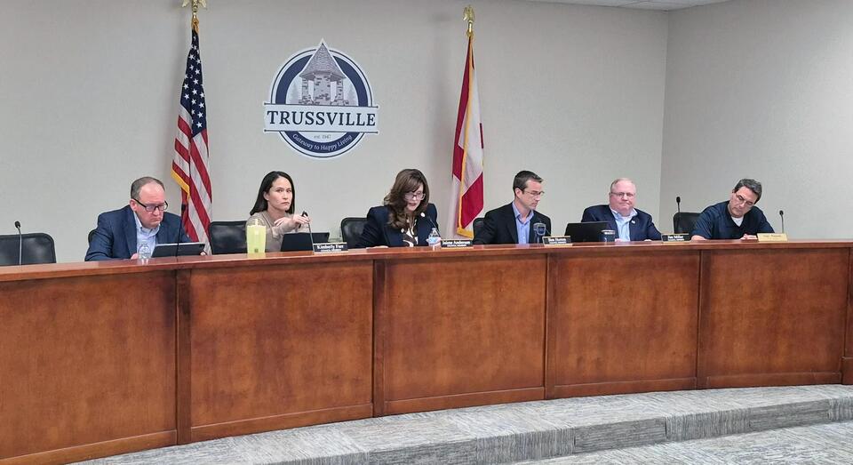 Trussville Council reviews 2026 year-end finances, elects council officers for upcoming term