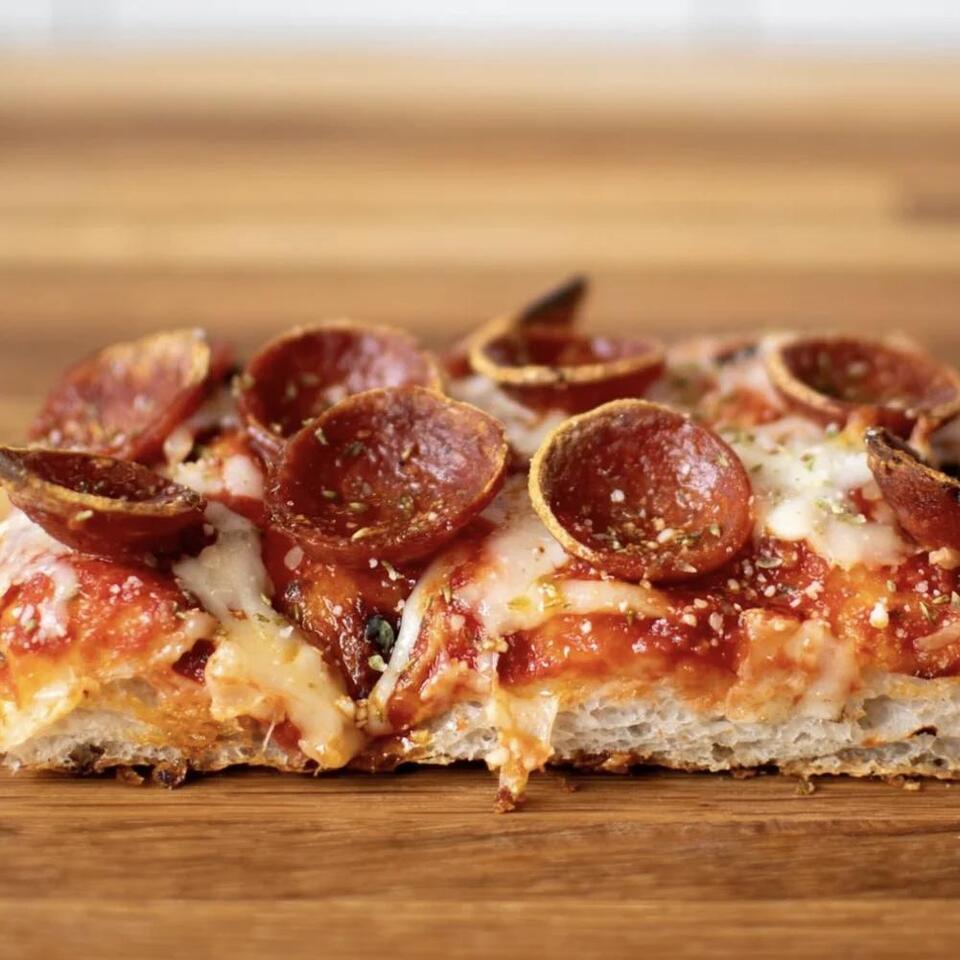 Gary's Pizza Celebrates First Responders with $2 Slices