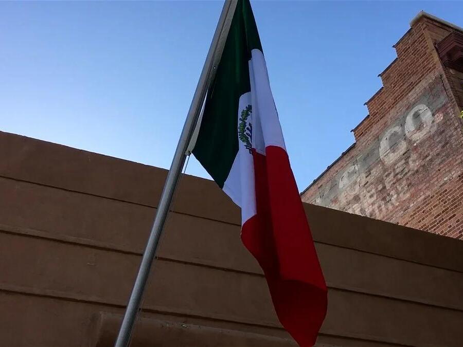 Join in the Cinco De Mayo pub crawl in downtown Yuma