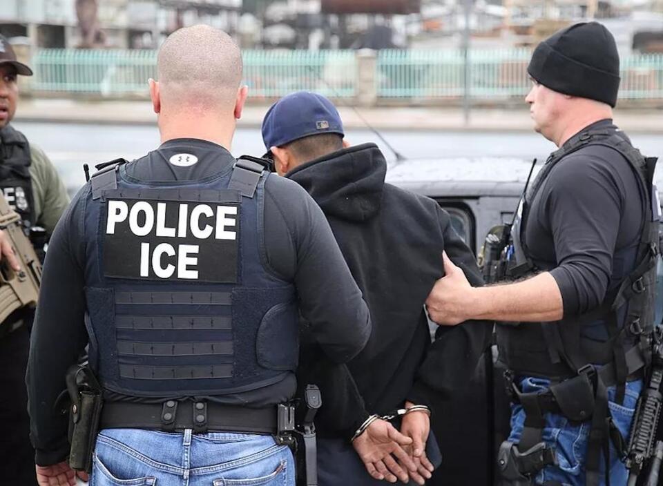 ICE reports largest number of deaths of immigrants in its custody in ...
