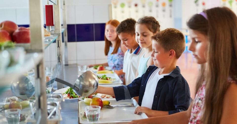 Seattle Public Schools celebrates expansion of universal free school meals