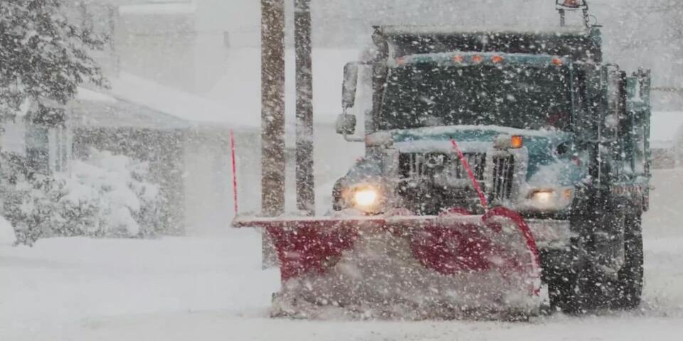 Winter Storm Warning Issued: Heavy Snow, Low Visibility, and Weekend ...