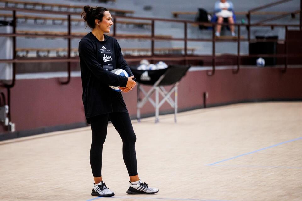 Raiola Joins Volleyball Staff As Director Of Operations - NewsBreak