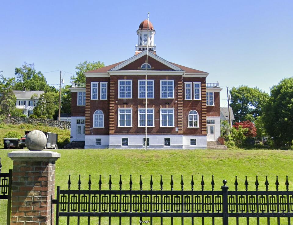 [EXCLUSIVE] Stony Point Library Finds New Home in Historic Schoolhouse ...