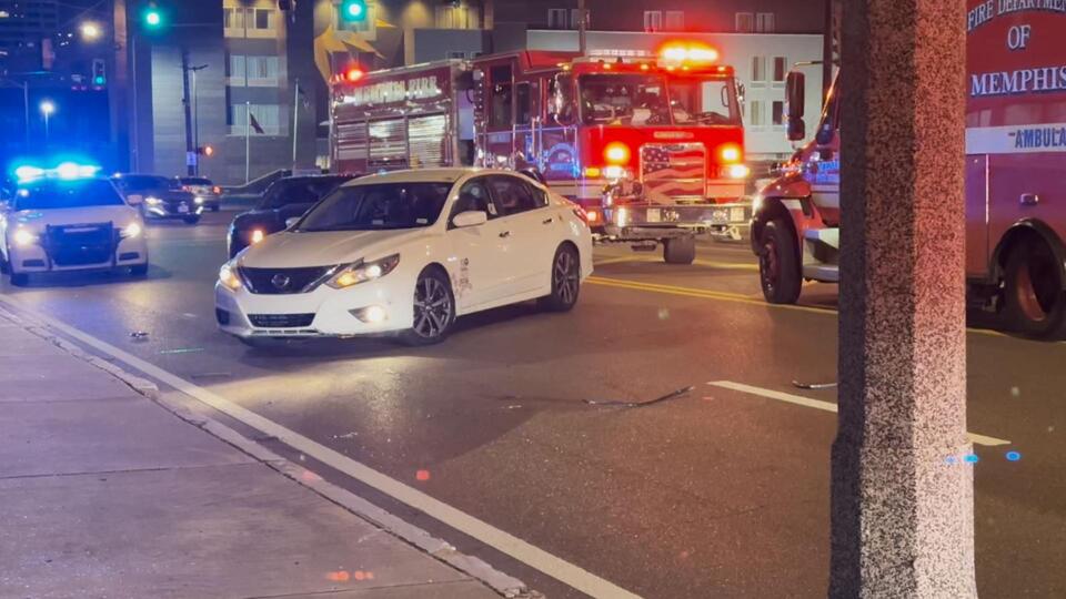 Man dead after getting hit by car in Downtown Memphis, police say ...
