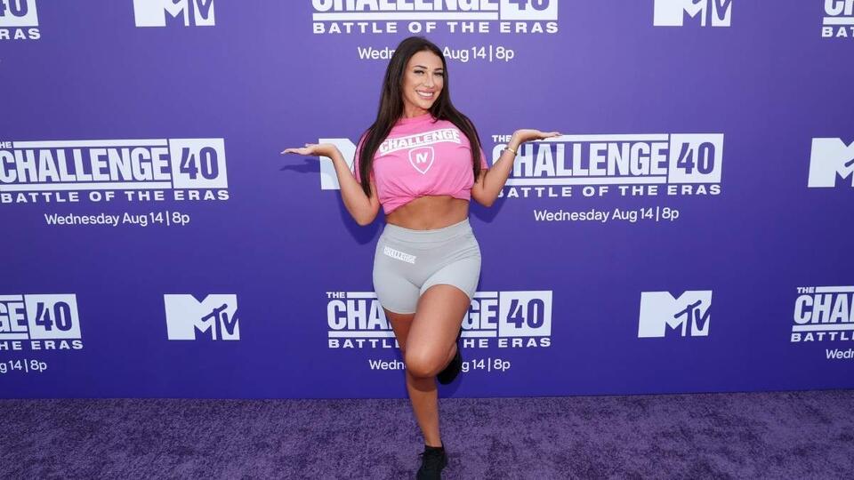 The Challenge 41 Winner Reveals She Was 7 Weeks Pregnant in Finale ...