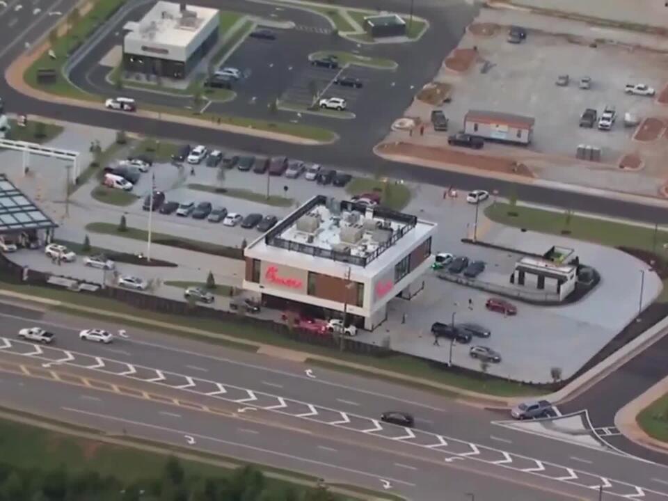 Chick Fil A Debuts First Elevated Drive Thru Concept South Of Atlanta