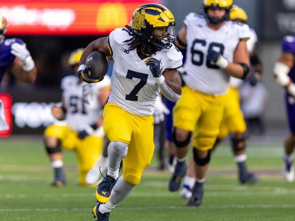 Michigan vs. Illinois odds, line, spread 2024 college football picks