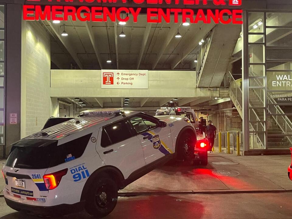 Philadelphia police officer remains in critical condition after being ...