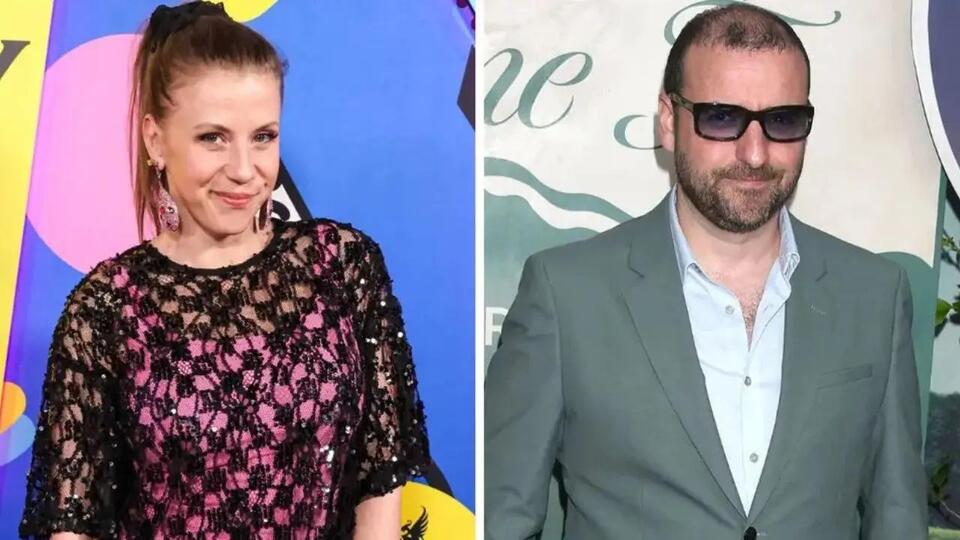 Celebrities Who Never Got Residuals From Their Hit TV Shows — As ...