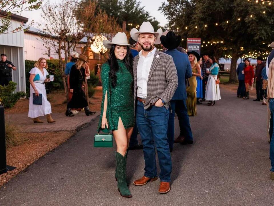 Dallas Cattle Baron’s Ball 2026 soars high with Chris Stapleton - NewsBreak