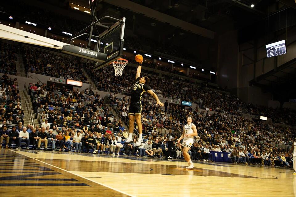 3 takeaways: Boilers roll past Purdue Fort Wayne after 3-point-heavy ...