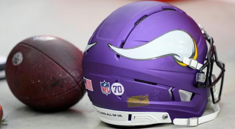 Vikings Legend Whose Wife Spent 2 Years In Prison For Fatal Hit-And-Run ...