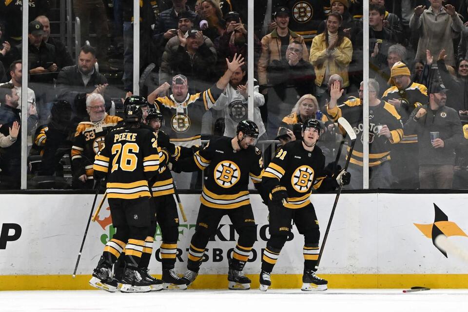 Where To Watch Bruins Vs. Maple Leafs Tonight: TV Schedule, Live Stream