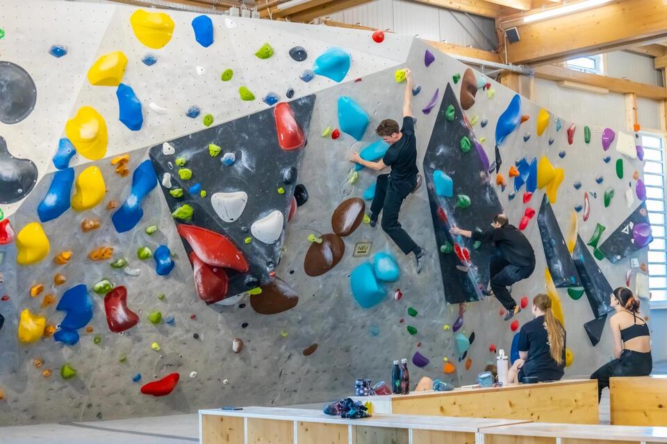 Movement Gyms Faces Widening Union Battle Amid New Federal Labor ...