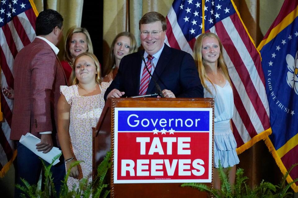 Least popular US governor — Tate Reeves — is more popular than Biden ...