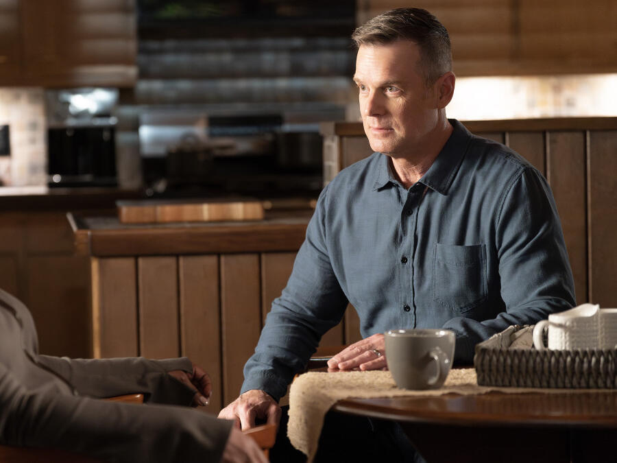 Does Bobby Die on '9-1-1'? Unpacking This Week's Intense Cliffhanger