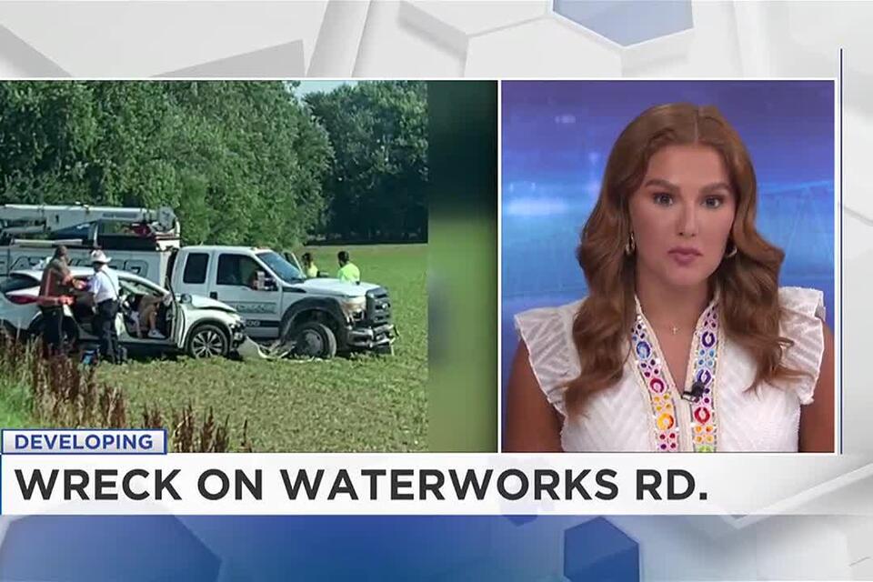 crash-blocks-waterworks-rd-during-morning-traffic-newsbreak