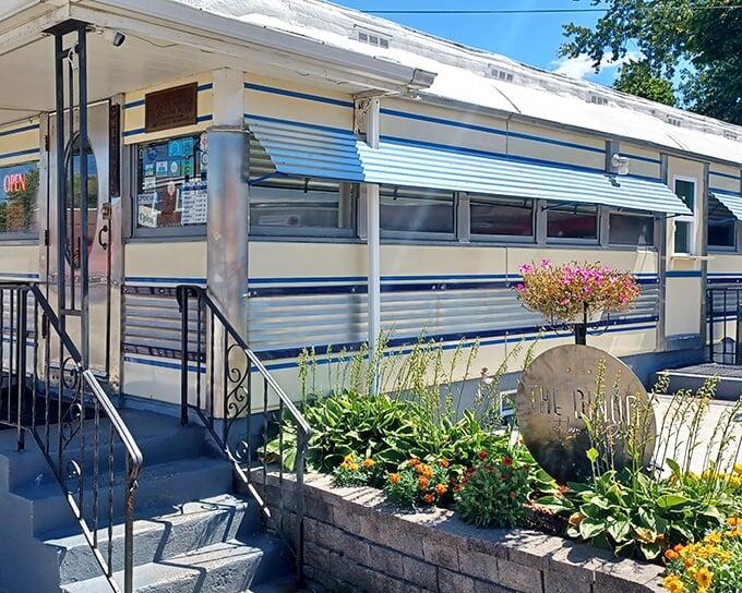 This Homey Diner In Pennsylvania Serves Up The Best Home Fries You’ll ...