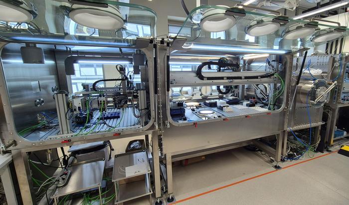 Self-driving lab speeds up materials development - NewsBreak
