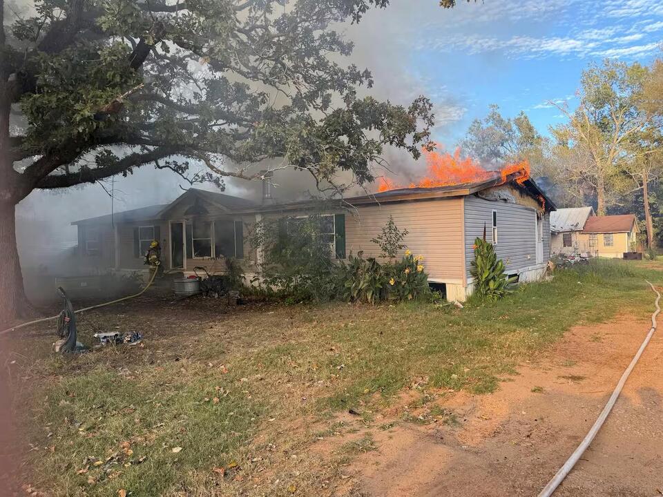 7 residents displaced after house fire in Nacogdoches County, official ...