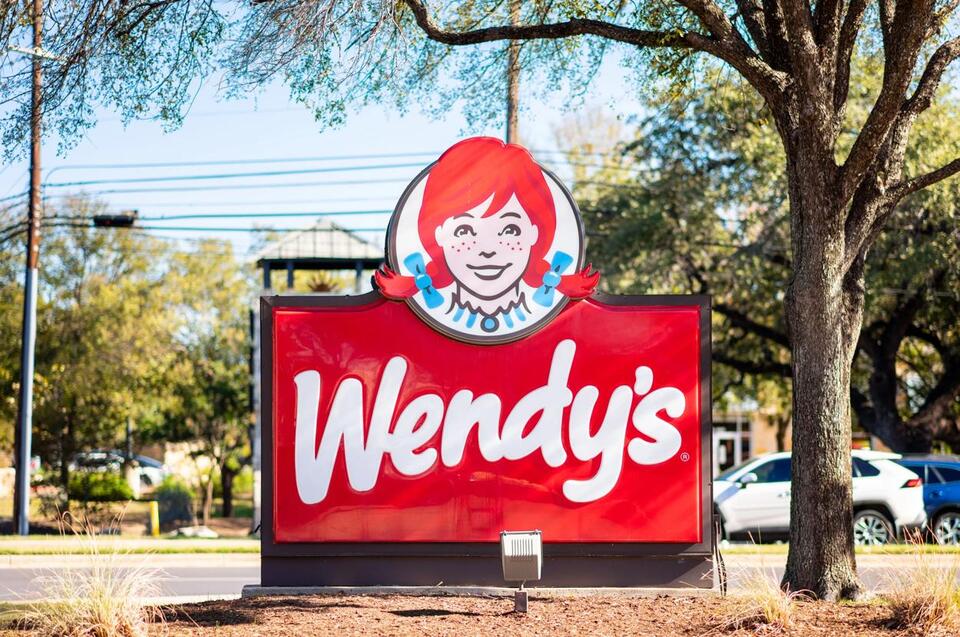 One Of Indiana's Favorite Fast Food Spots Is Closing Locations - NewsBreak