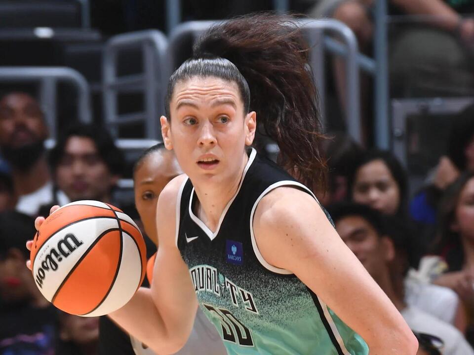 WNBA scores, takeaways Mercury, Liberty cruise to wins, Angel Reese