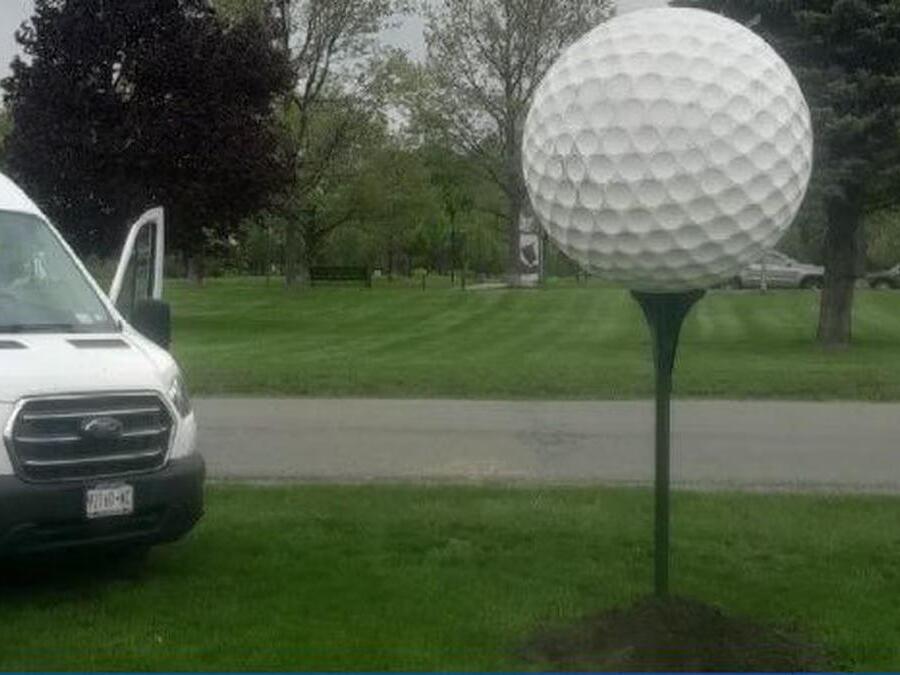 Golf ball sign returns to Thompson Park