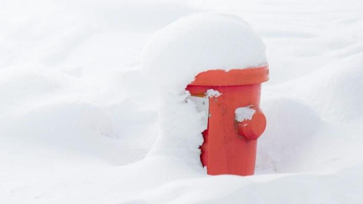 Braintree Firefighters Dig Out Hydrant to Battle House Fire Showing ...