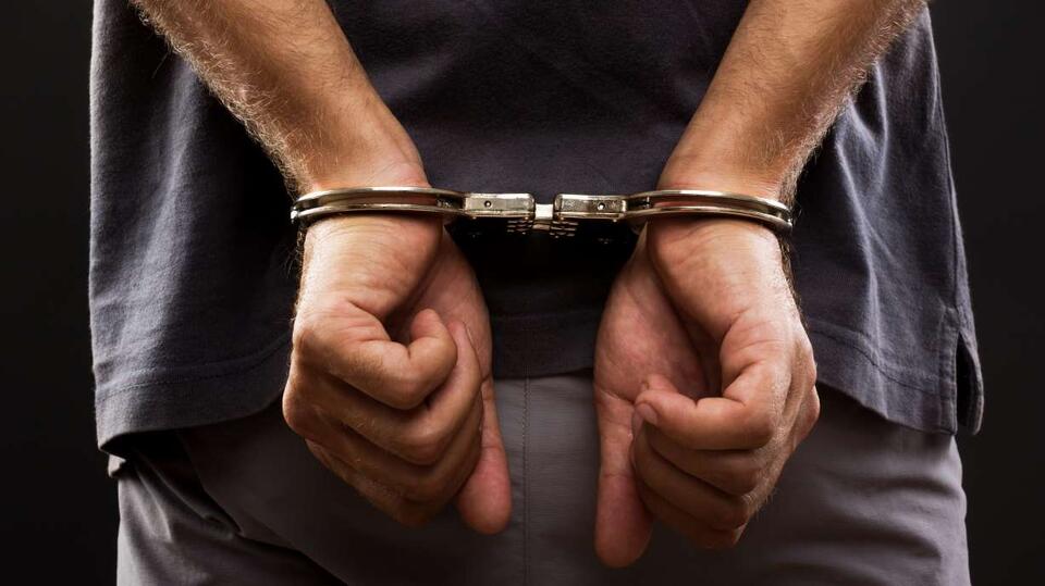 Utah high school counselor charged with enticing a minor