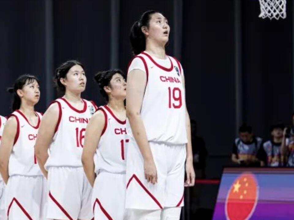 'Tallest Women's Basketball Player Ever' Turned Heads in National Team Debut