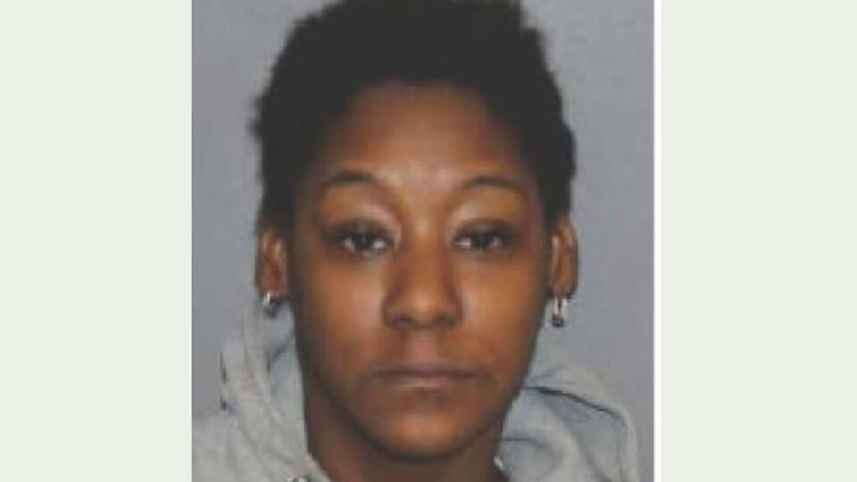 Woman arrested on burglary charge in Clifton Park - NewsBreak