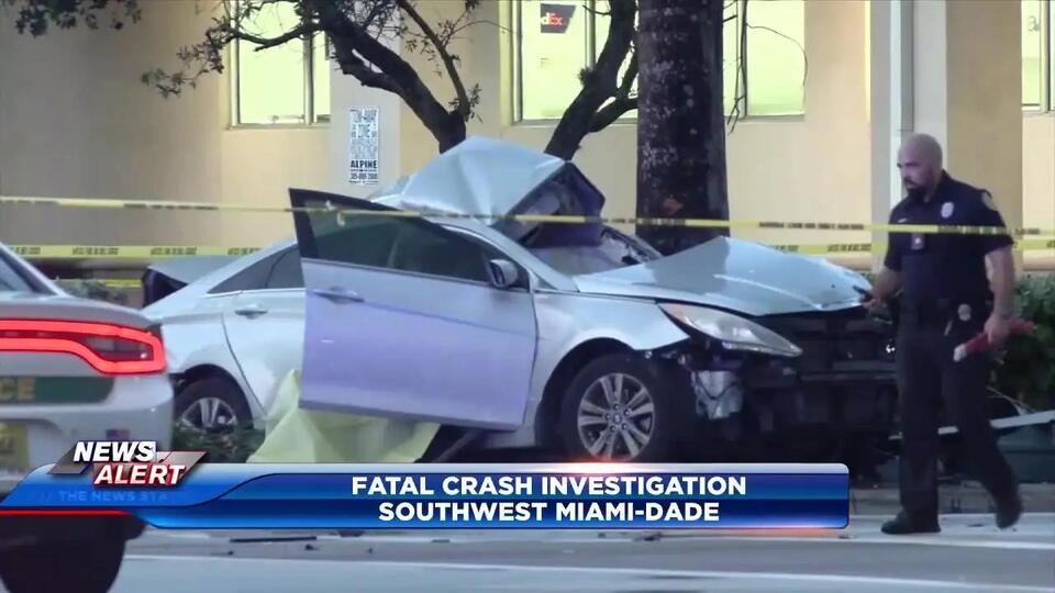1 dead after 3-car crash in SW Miami-Dade - NewsBreak
