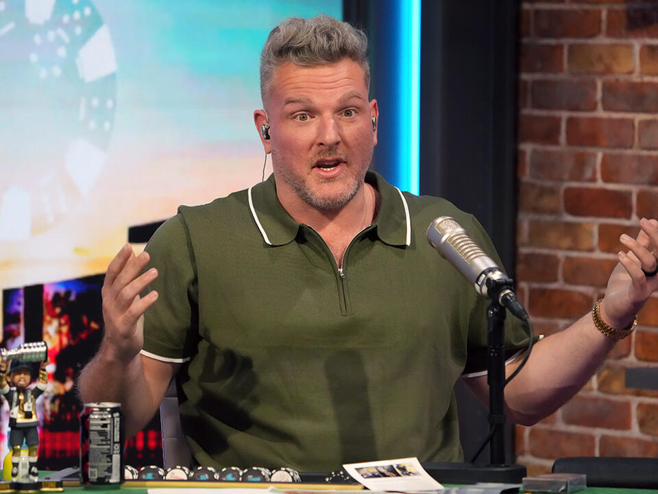 Pat McAfee Has Brutal FiveWord Reaction To USC's Embarrassing Loss to